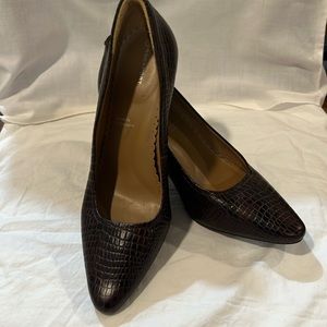Rockport Womens Size 9.5M Brown Leather Pumps Snake Print Pointed Toe